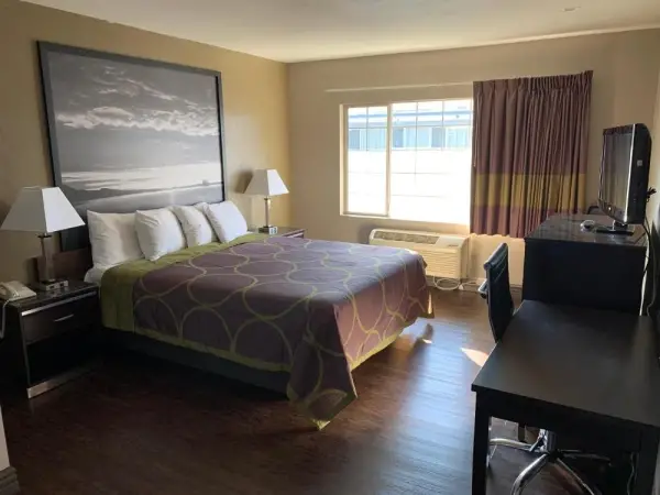 Skyways Hotel 5